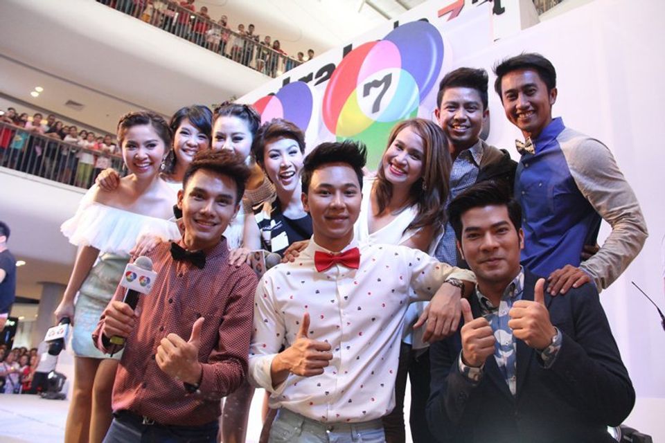 ข่าวช่อง 7 ส่ง “นิว-แพน-ไมค์-แซมมี่-ทับทิม” บุกระยอง สุด “ถึงใจ ถึงอารม ...