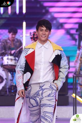 ใบหม่อน - กิตติยา จิตรภักดี ออร่าเจิด คว้าตำแหน่ง ไทยซูเปอร์โมเดล 2016