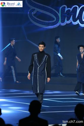 "เนย-ปภาดา กลิ่นสุมาลย์” สาวมั่นจากรั้วธรรมศาสตร์ พกความมั่นใจคว้า “ไทยซูเปอร์โมเดล 2015"