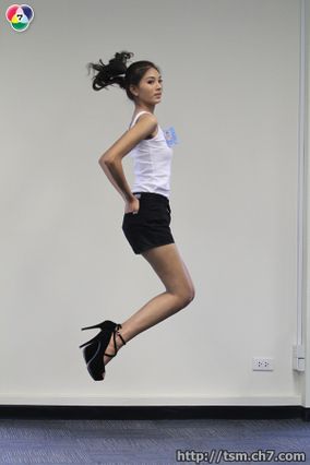 ช่อง7สีส่งรุ่นพี่ “สิ-พิชญ์สินี แซมมี่-ปัณฑิตา” ติวเข้มเวิร์กช็อป 20 ดาวรุ่งไทยซูเปอร์โมเดลคอนเทสต์ 2013