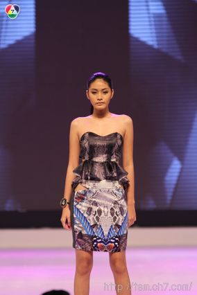 สาวน้อยวัย 17 ปี“เมลดา สุศรี”คว้าตำแหน่งไทยซูเปอร์โมเดลคอนเทสต์ 2013  พร้อมควบ 2 ตำแหน่งรางวัลพิเศษ