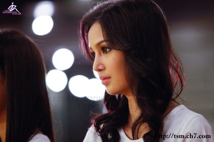 T13 พลอยพรรณราย ชื่นชม