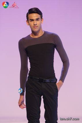 “เบนซ์-วิลาสินี สาระวัน” สาวน้อยวัย 15 ปี คว้าตำแหน่ง “ไทยซูเปอร์โมเดล 2014” สุดยอดนางแบบดาวรุ่ง พร้อมโอกาสบนเส้นทางแฟชั่น