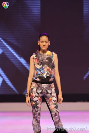 สาวน้อยวัย 17 ปี“เมลดา สุศรี”คว้าตำแหน่งไทยซูเปอร์โมเดลคอนเทสต์ 2013  พร้อมควบ 2 ตำแหน่งรางวัลพิเศษ