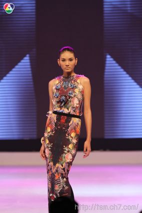 สาวน้อยวัย 17 ปี“เมลดา สุศรี”คว้าตำแหน่งไทยซูเปอร์โมเดลคอนเทสต์ 2013  พร้อมควบ 2 ตำแหน่งรางวัลพิเศษ