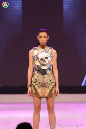 สาวน้อยวัย 17 ปี“เมลดา สุศรี”คว้าตำแหน่งไทยซูเปอร์โมเดลคอนเทสต์ 2013  พร้อมควบ 2 ตำแหน่งรางวัลพิเศษ