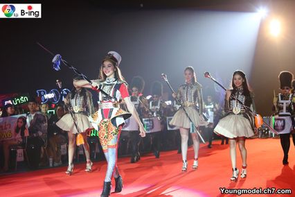 “น้องเหม่ยเหมย-ธัญญวีร์ ชุณหสวัสดิกุล” คว้าตำแหน่งชนะเลิศ Young Model 2015