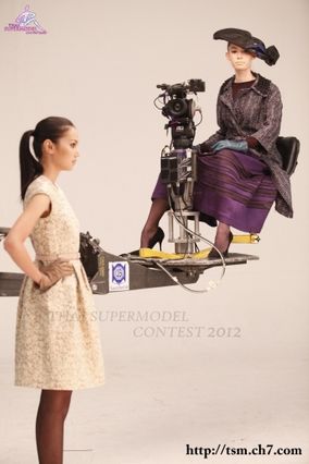 T13 พลอยพรรณราย ชื่นชม